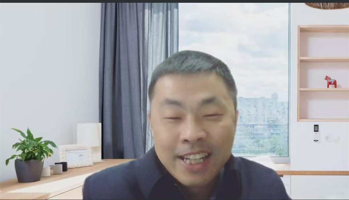余教授.jpg